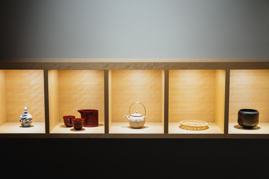 HULS GALLERY TOKYO | Vessels, including pieces crafted by artists and ...